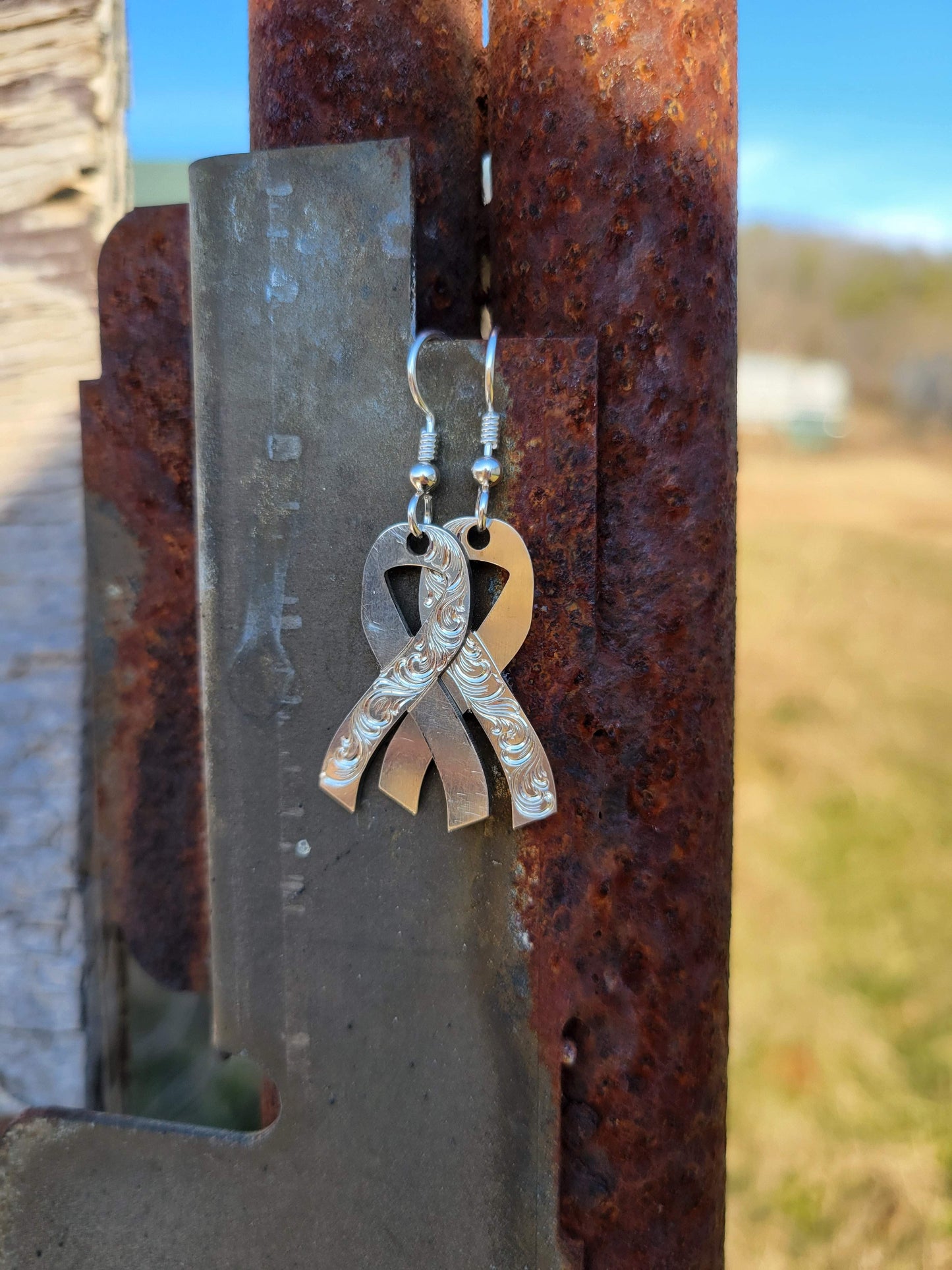 Courage Earrings: Silver Cancer Ribbon Earrings, Cancer support jewelry, Western Jewelry, Cancer Ribbon Earrings, Cancer Ribbon Jewelry
