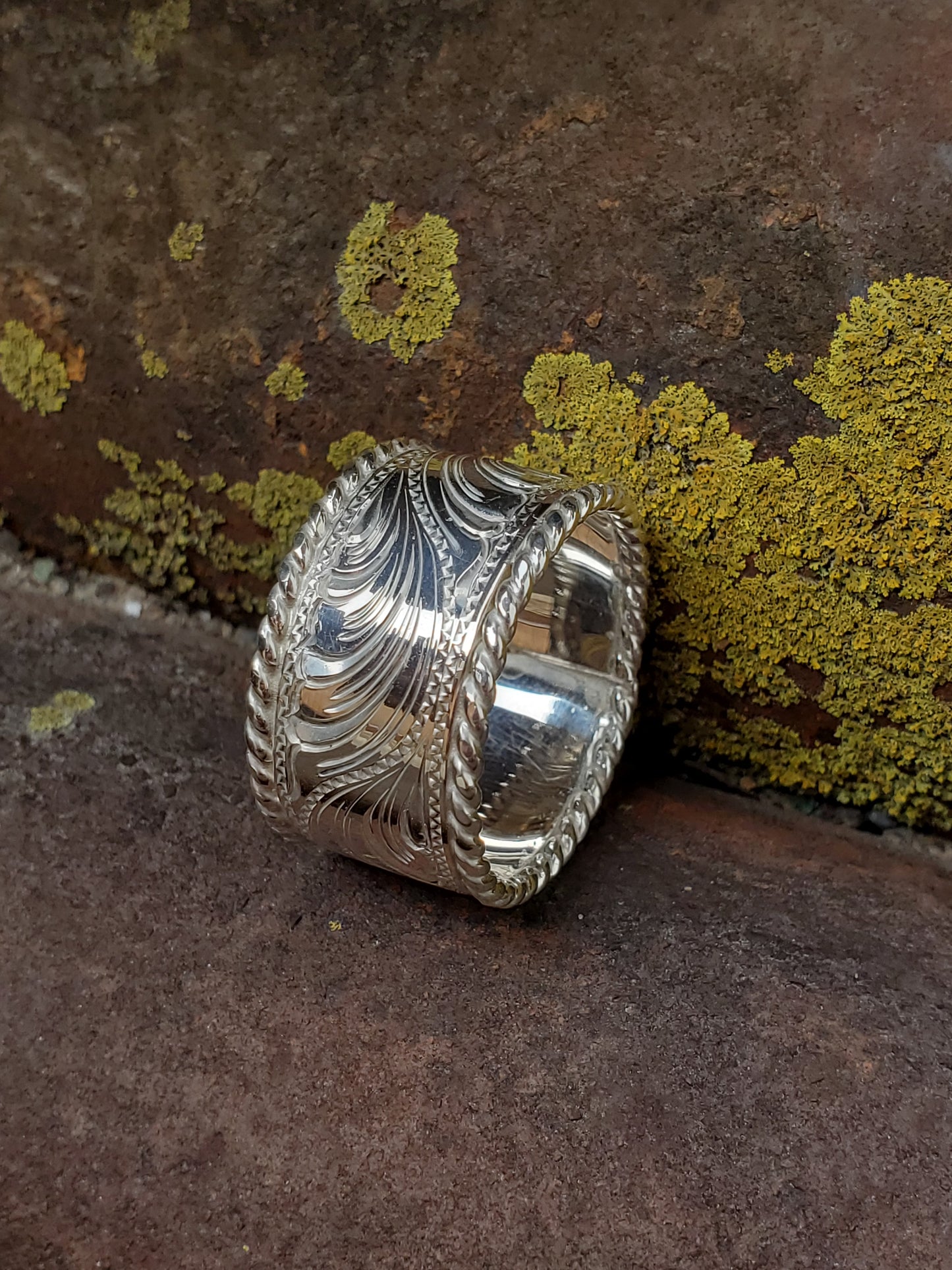 The Lowen: Wide Western Ring with Narrow Rope-Edge, Sterling Silver Western Band, Cowboy Ring, Western Rope Edge Ring
