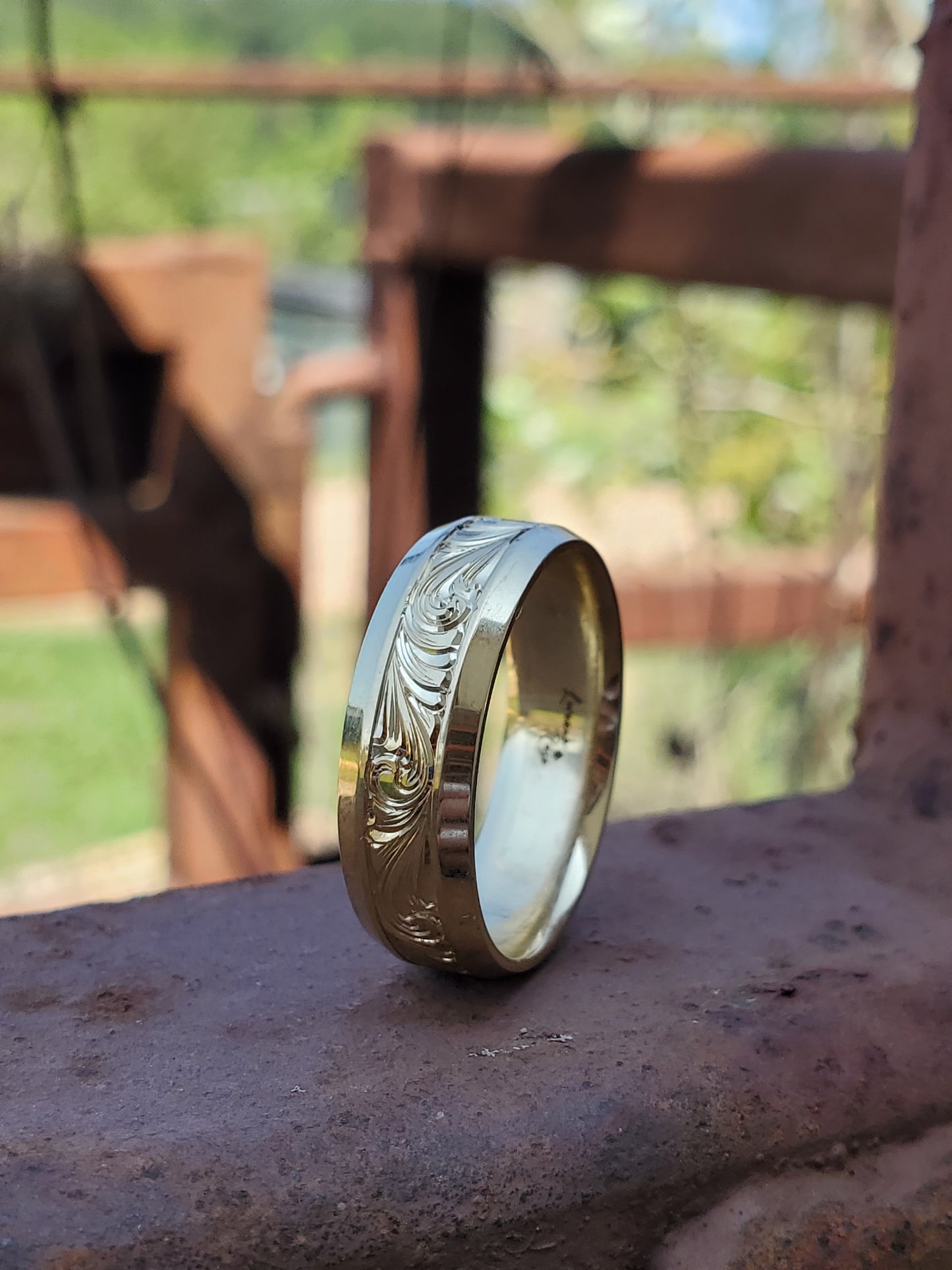 The Hyde: Beveled Edge Men's Wedding Band in Yellow Gold, Comfort Fit Men's Wedding Band, Hand-Engraved Beveled Edge Ring, Western Wedding Band For Him, Cowboy Wedding Ring