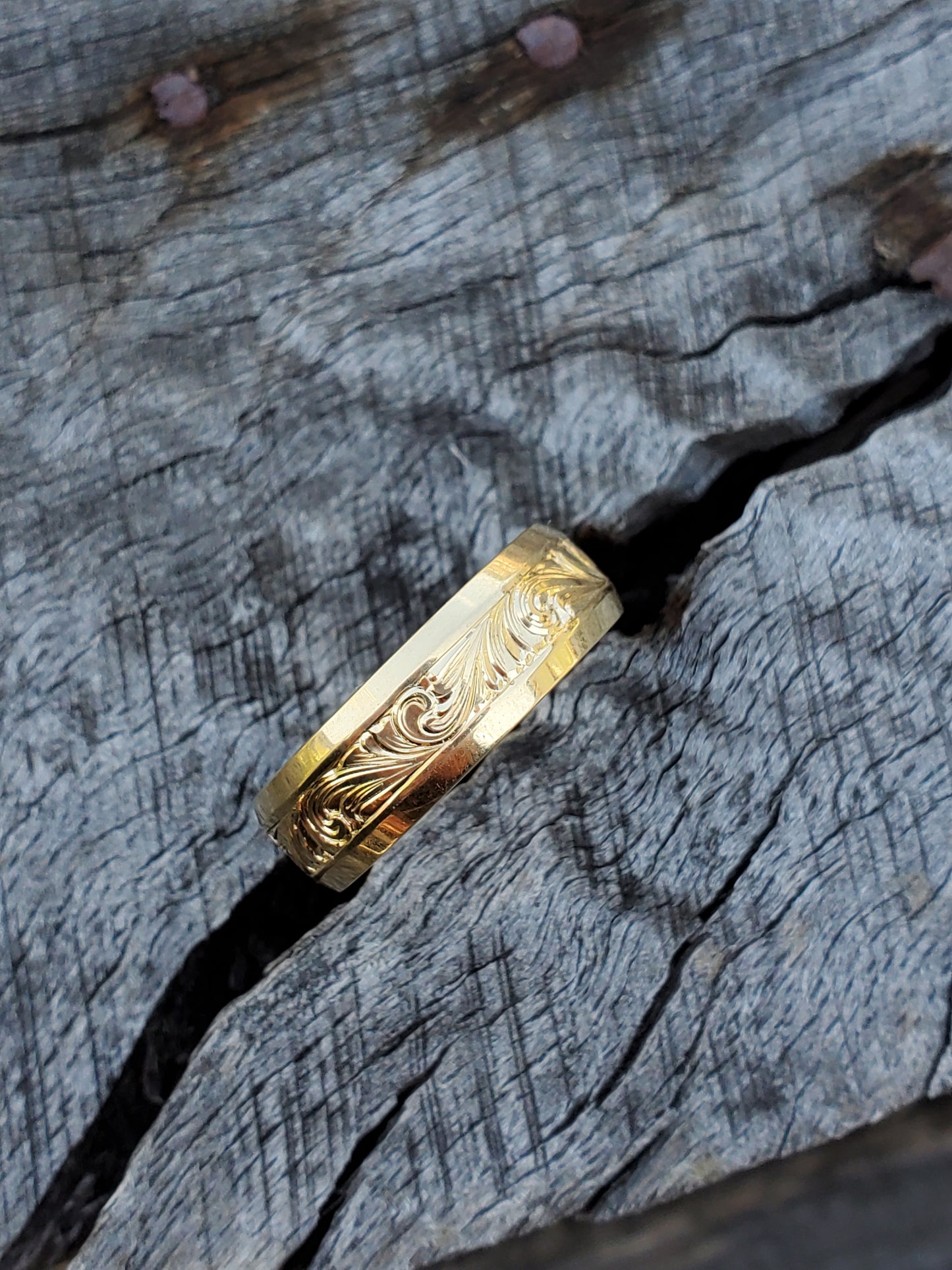 The Hyde: Beveled Edge Men's Wedding Band in Yellow Gold, Comfort Fit Men's Wedding Band, Hand-Engraved Beveled Edge Ring, Western Wedding Band For Him, Cowboy Wedding Ring