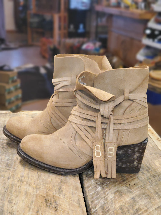 Miss Macie Women's Boots U2004-01