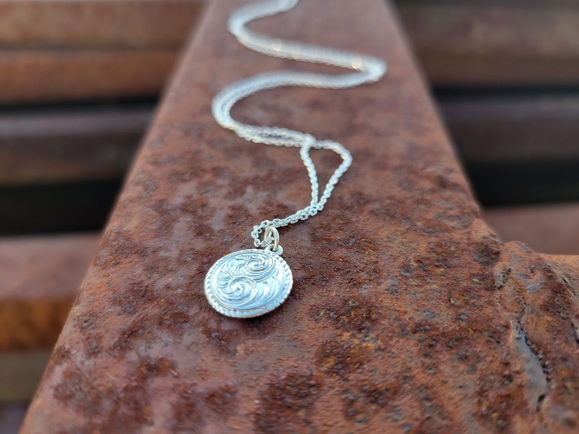 Sterling Silver Hand-Engraved Round Rope Pendant