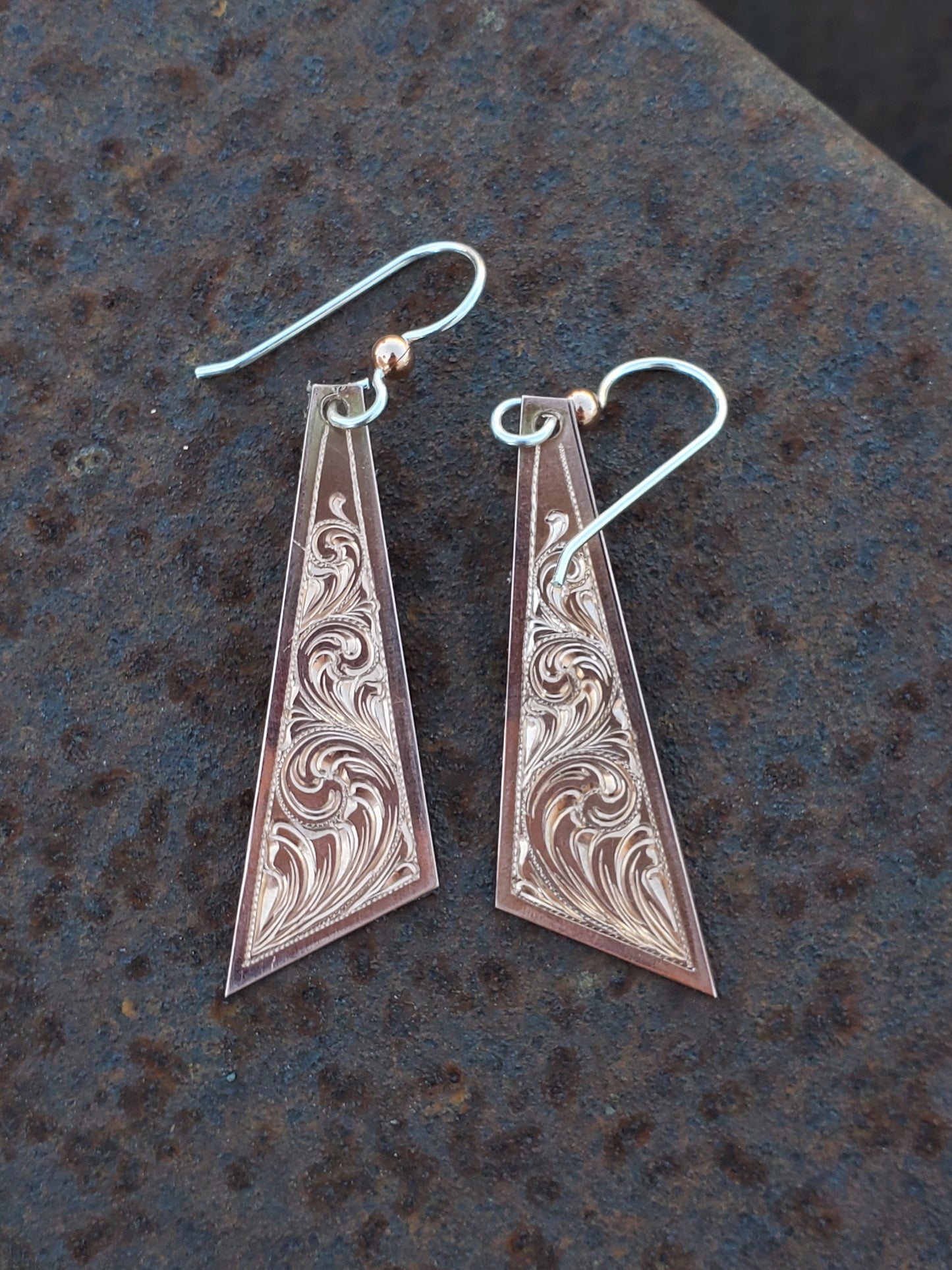 Abstract Dangle Earrings in Copper: Hand Engraved Western Bridal Jewelry, Copper Dangle Earrings, Cowgirl Bridal Gift, Western Copper Earrings, Cowgirl Dangle Earrings