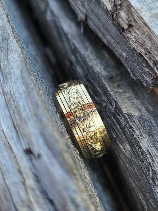 IMMEDIATE SHIP Hale, Sz 10; 8mm, 10K Wide Stepped Edge Men's Wedding Band in Yellow Gold, Men's Wedding Band, Hand-Engraved Beveled Edge Ring, Western Wedding Band For Him, Cowboy Wedding Ring