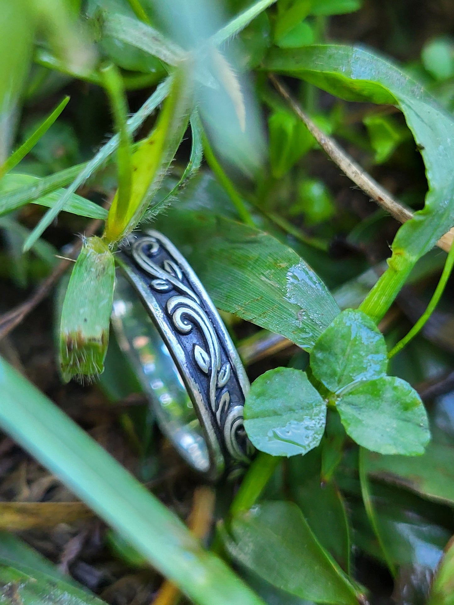 The June: Narrow 4mm White Gold/Platinum/Sterling Silver Band, Western Wedding Band, Cowgirl Wedding Ring, Sculptural Western Wedding Ring