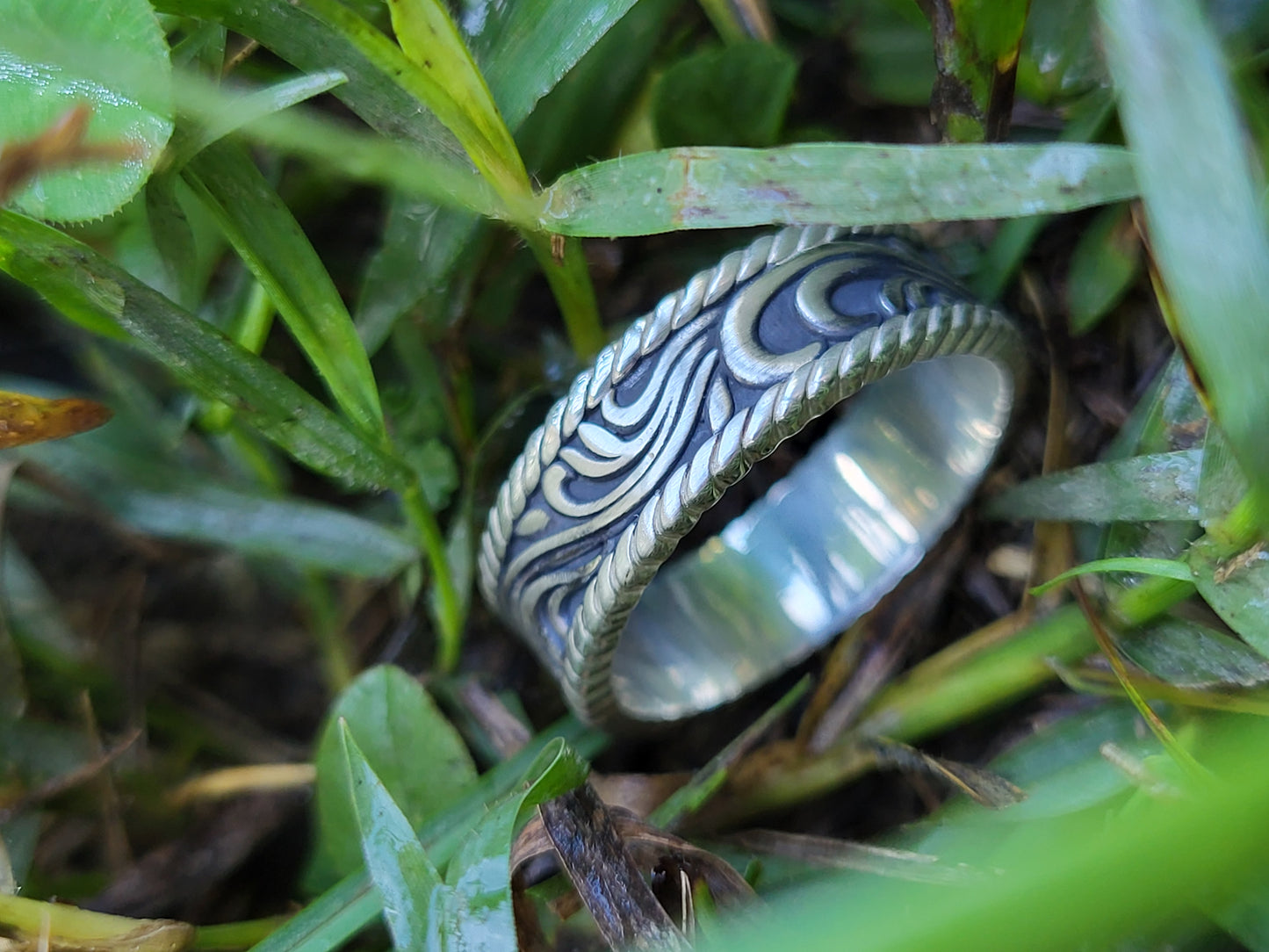 The Johnny: 7mm White Gold/Platinum/Sterling Silver Band, Western Wedding Band, Cowboy Wedding Ring, Sculptural Western Wedding Ring, Rope Edge Band