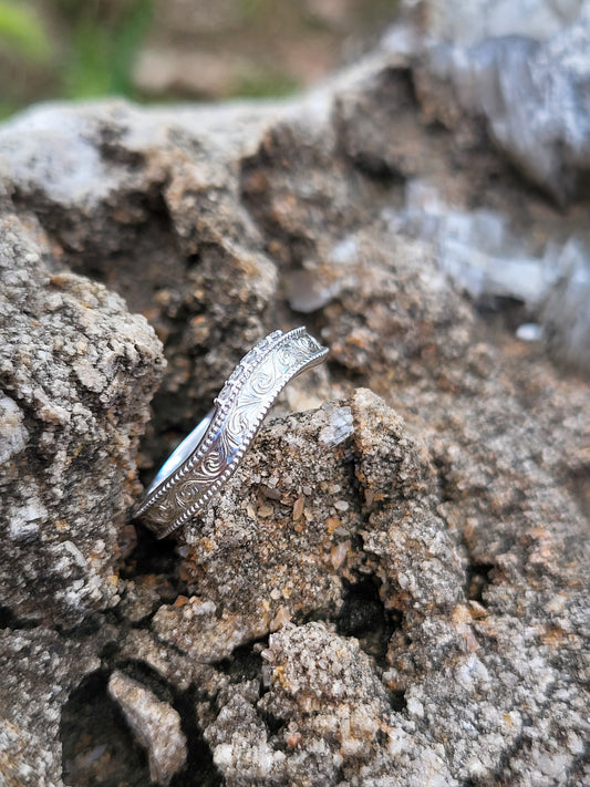 The Savannah: Contour Band with Upraised Milgrain Detail, Hand-Engraved Center, and Diamond Accents, Western Hand-Engraved Wedding Band, Cowgirl Wedding Ring