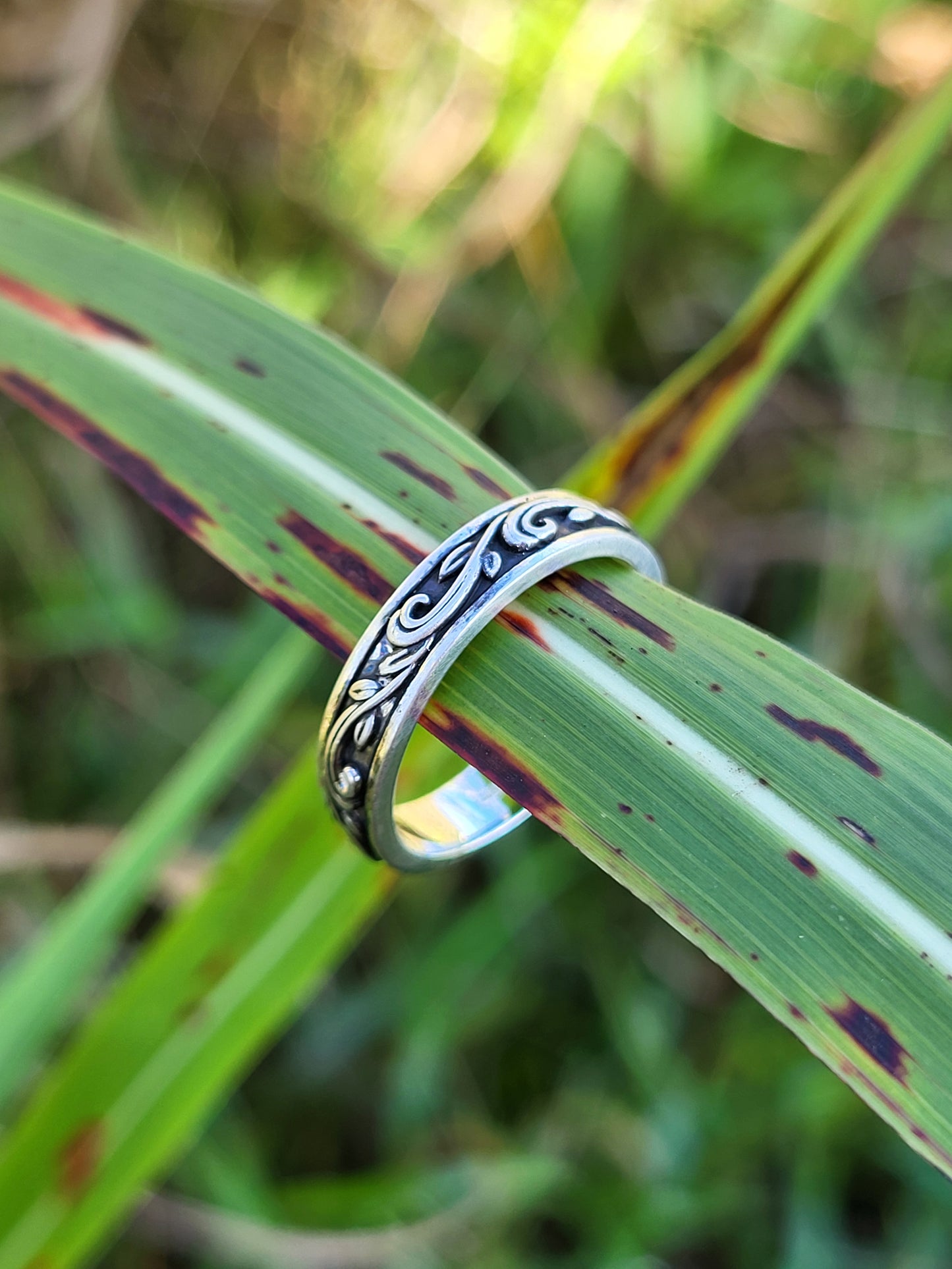 The June: Narrow 4mm White Gold/Platinum/Sterling Silver Band, Western Wedding Band, Cowgirl Wedding Ring, Sculptural Western Wedding Ring