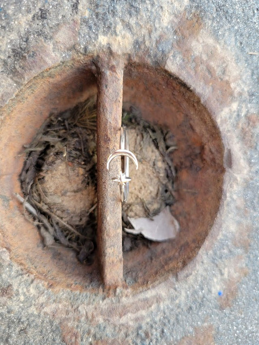 Zyia Inspired Cresent Moon Ring with Star, Sterling Silver Bypass Ring, Adjustable, Gifts for Her