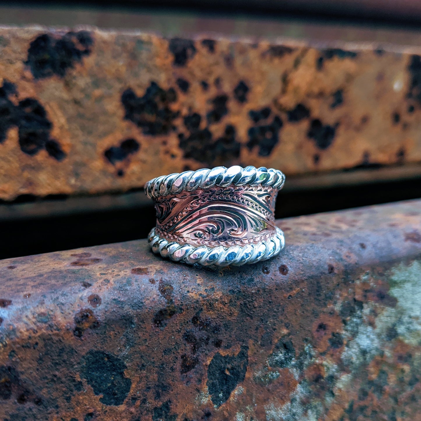 Copper Hand-Engraved Wriggle Line/Leaf Western Ring, Sterling Silver Rope Edge, Western Band Design RNG00033 by Loreena Rose